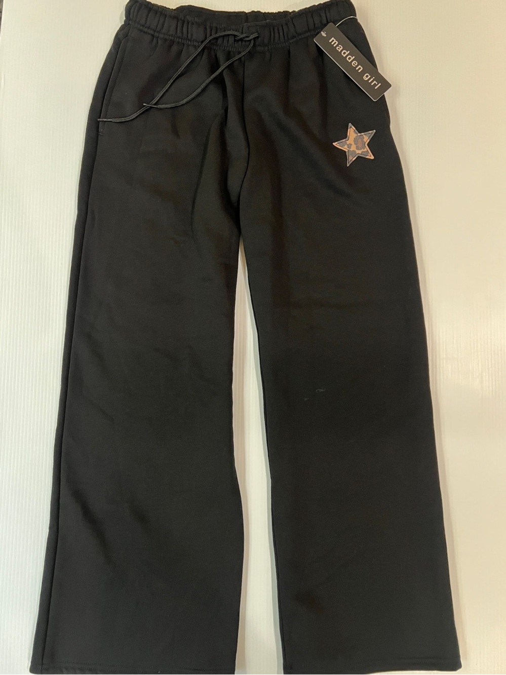 New Madden Girl Women’s/ Teens Black Sweatpants in Size Small